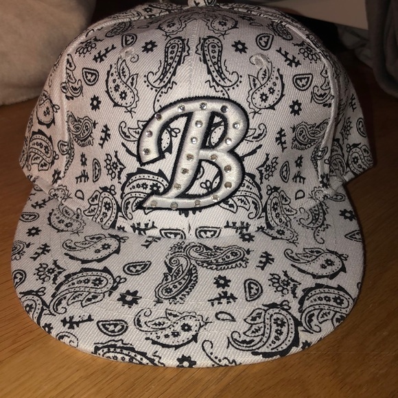 Accessories - flat brim hat !WILL GIVE FREE SHIPPING!